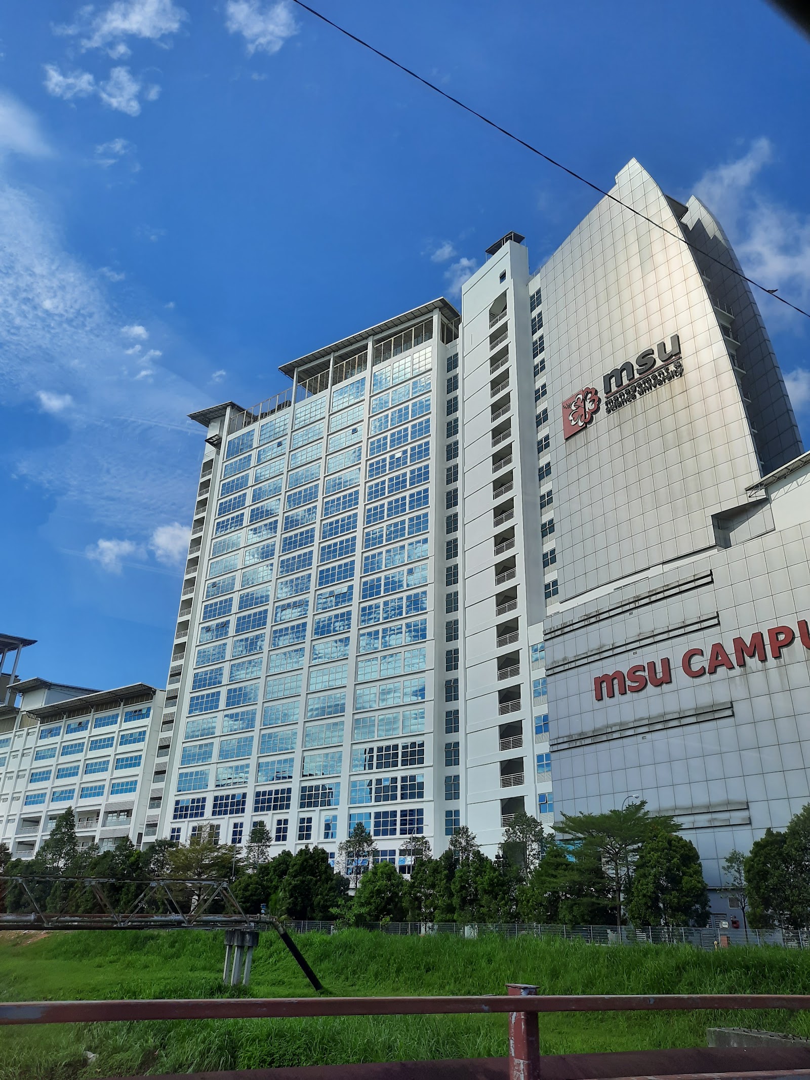 Campus thumbnail 2